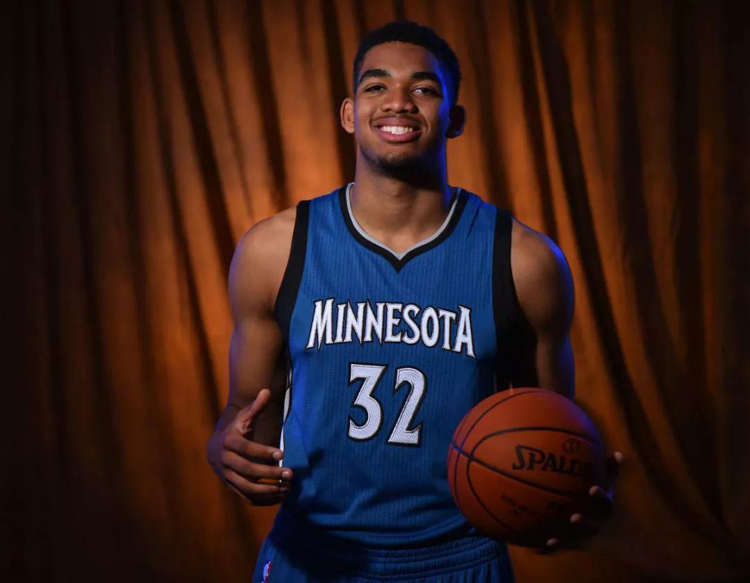 而对霍芬海 而对霍芬海