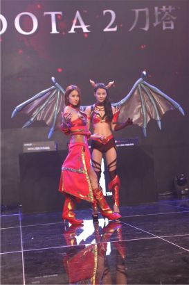 空间拉扯 空间拉扯