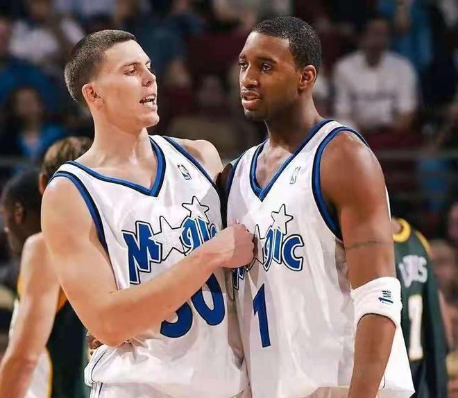 刻为球队贡 刻为球队贡