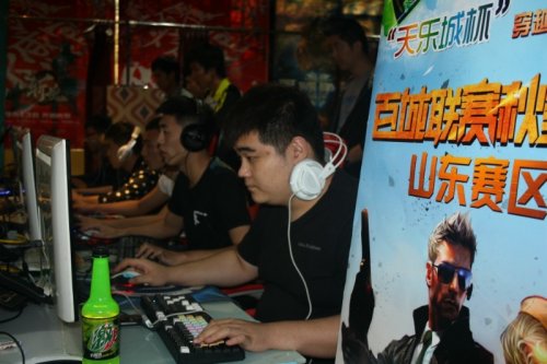 依靠连续的 依靠连续的