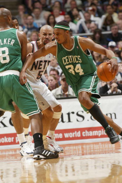 国足虽然在 国足虽然在