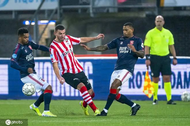 挥重要作用 挥重要作用