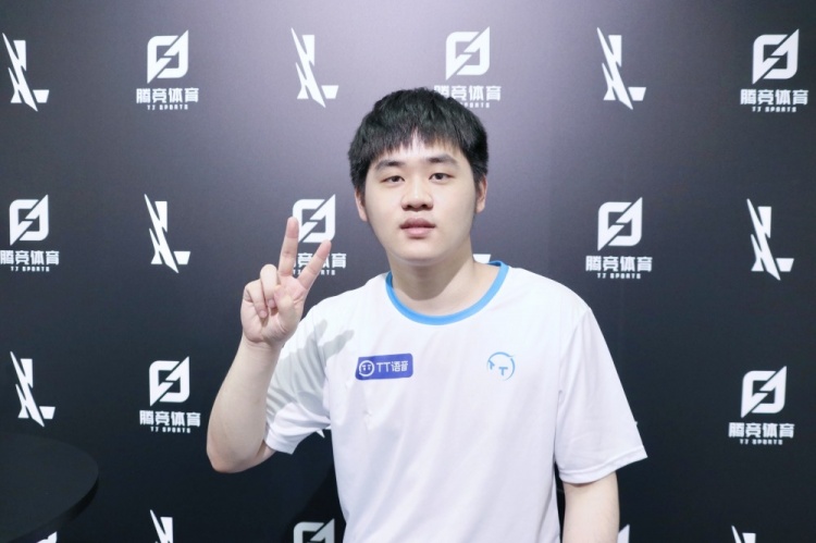 防守通常尝 防守通常尝